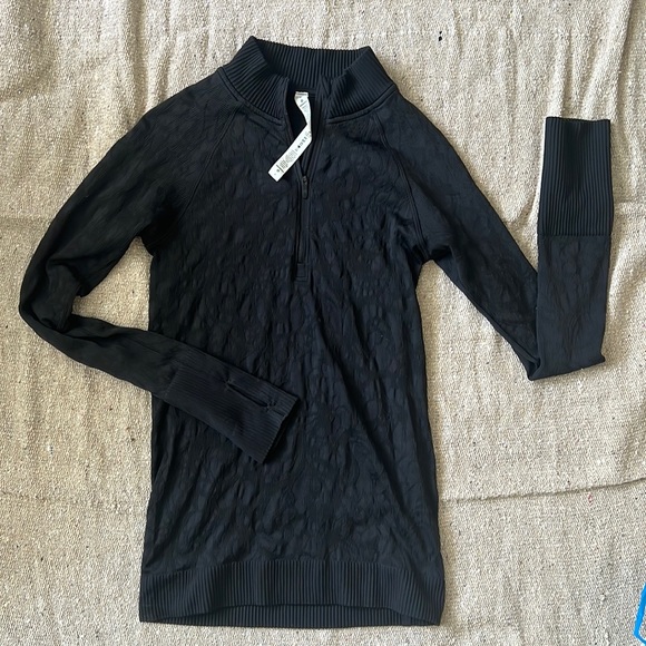 lululemon athletica Tops - Lululemon Black Longsleeve